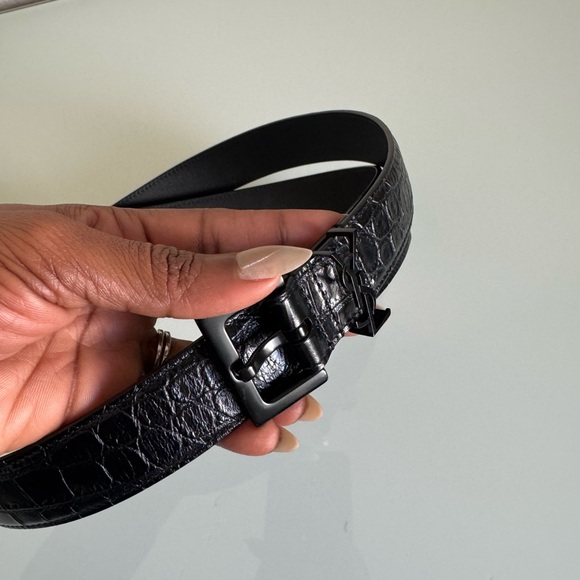 Authentic Saint Laurent Black Croc-Embossed Leather Belt - Picture 5 of 7